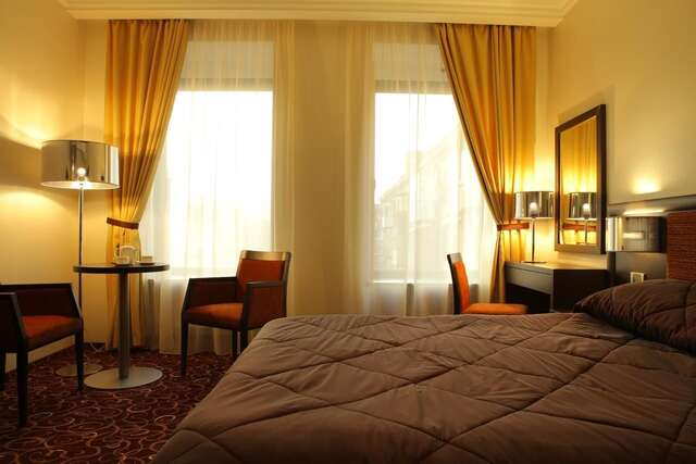 Отель Menorah Hotel Днепр-24