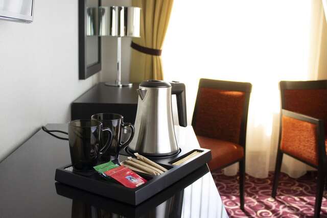 Отель Menorah Hotel Днепр-30