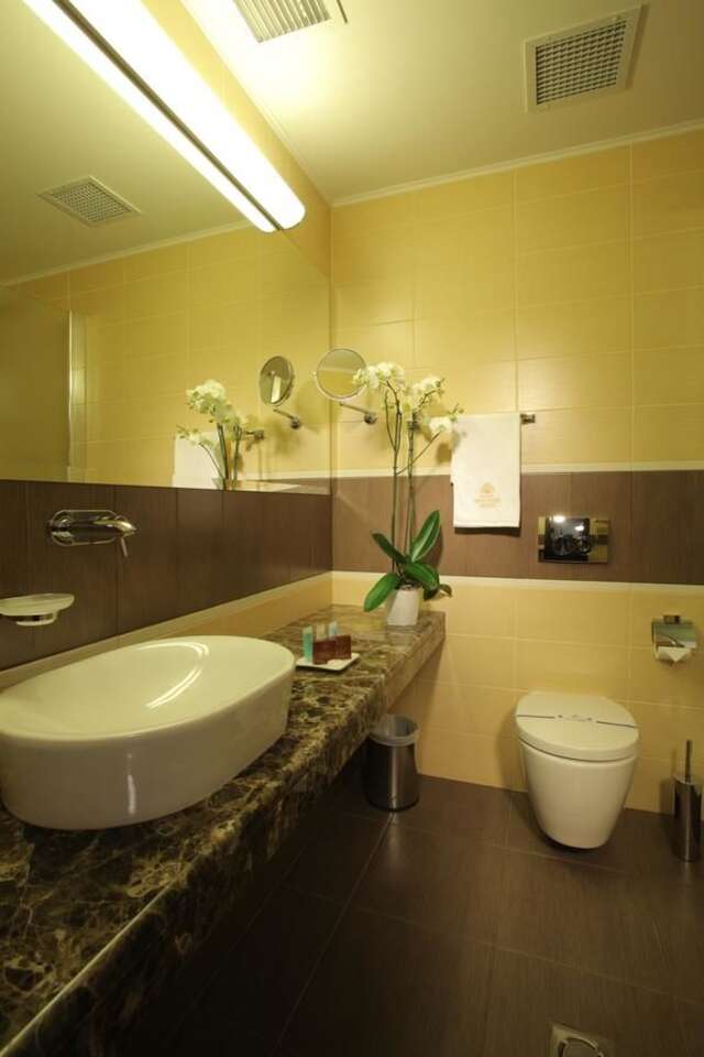 Отель Menorah Hotel Днепр-36