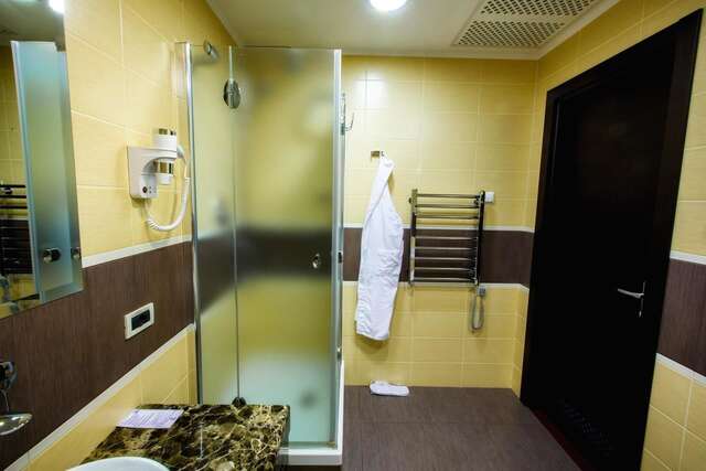 Отель Menorah Hotel Днепр-37