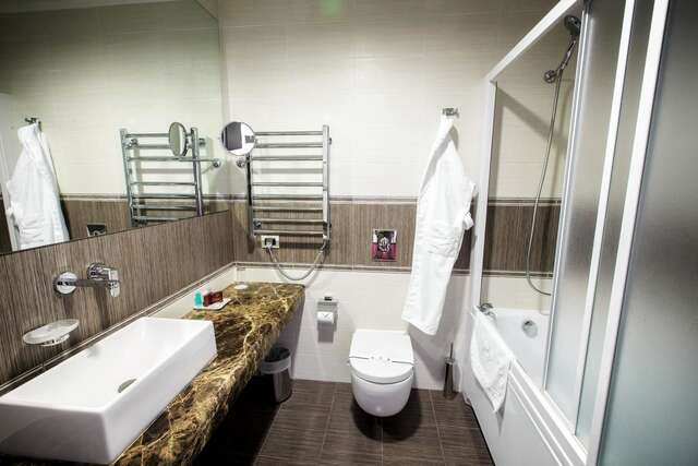 Отель Menorah Hotel Днепр-38
